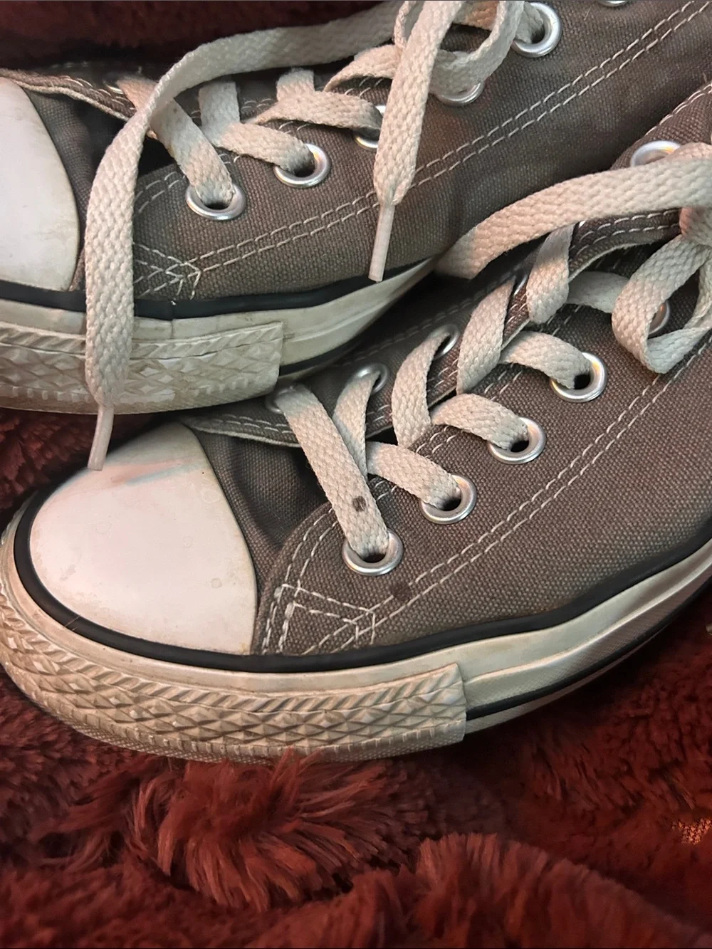 Converse Gray Canvas Low Top Sneakers with White Toecaps - Picture 4 of 10